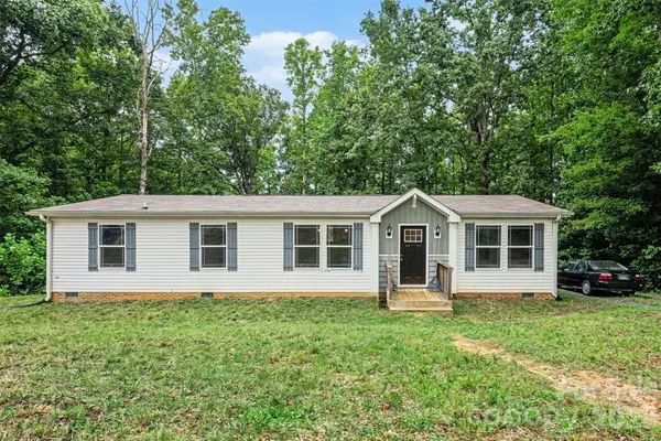 2998 Wilderness Trace, Claremont, NC 28610
