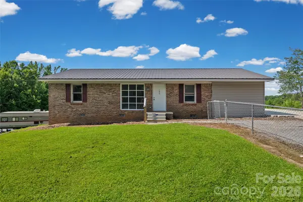 195 Moda Road, Blacksburg, SC 29702