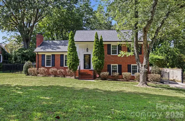 3846 Barclay Downs Drive, Charlotte, NC 28209