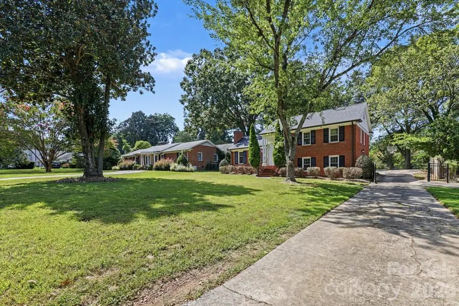 3846 Barclay Downs Drive, Charlotte, NC 28209 - #3