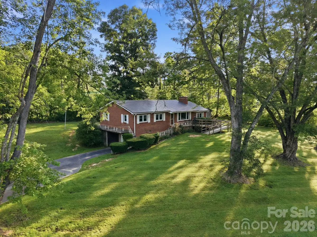 28 R And K Drive, Waynesville, NC 28786 - #1