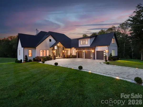 38 Thistle Lane, Fletcher, NC 28732