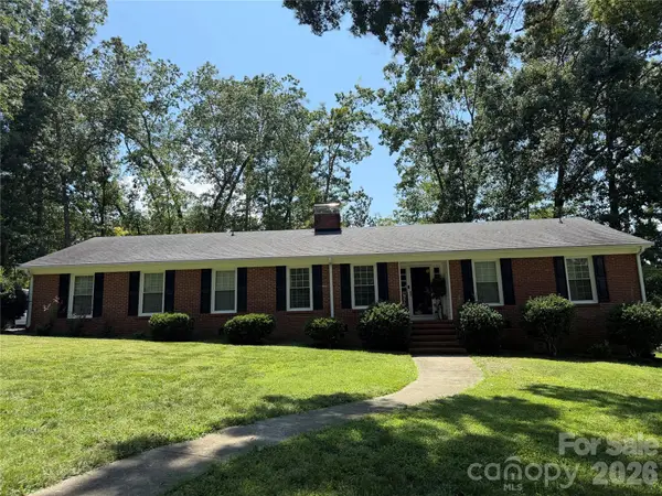 1110 Oak Hill Drive, Monroe, NC 28112