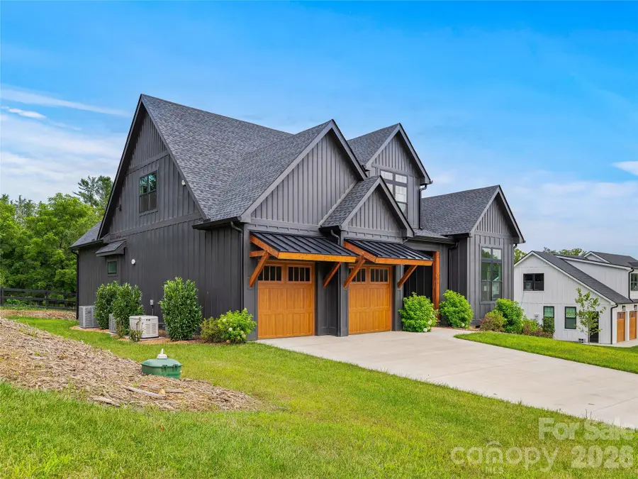258 Mavrick Drive #26R, Mills River, NC 28759 - #2