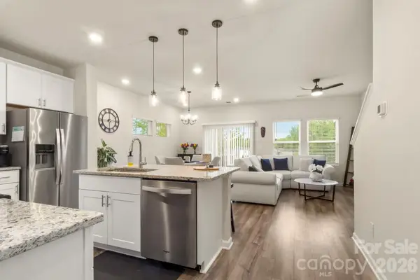 3045 Belstock Court, Charlotte, NC 28216
