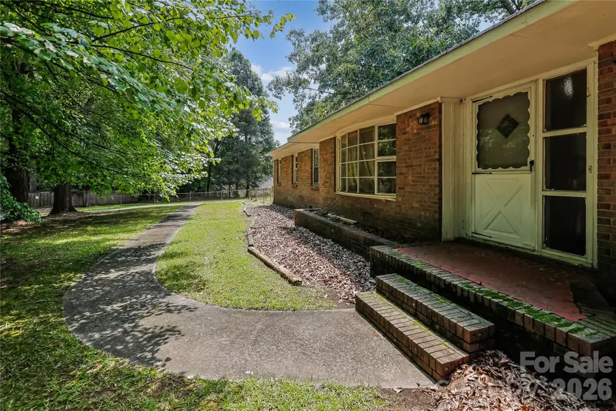 7816 Elwood Drive, Charlotte, NC 28227 - #2