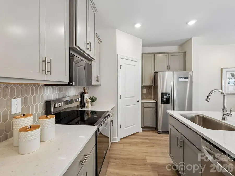 4222 Murk Lane, Charlotte, NC 28213 - #3