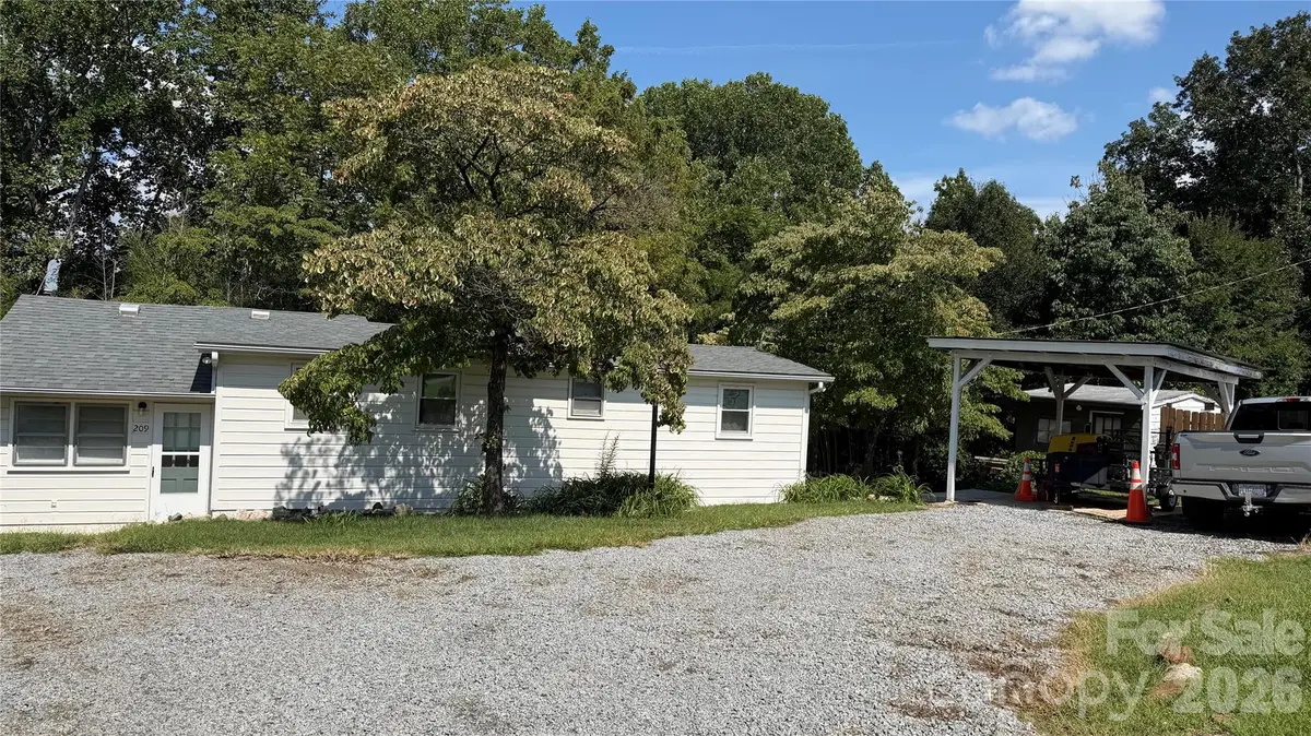 209 Auten Circle, Mount Holly, NC 28120 - #1