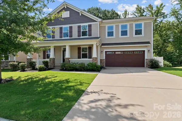7513 Meridale Forest Drive, Charlotte, NC 28269