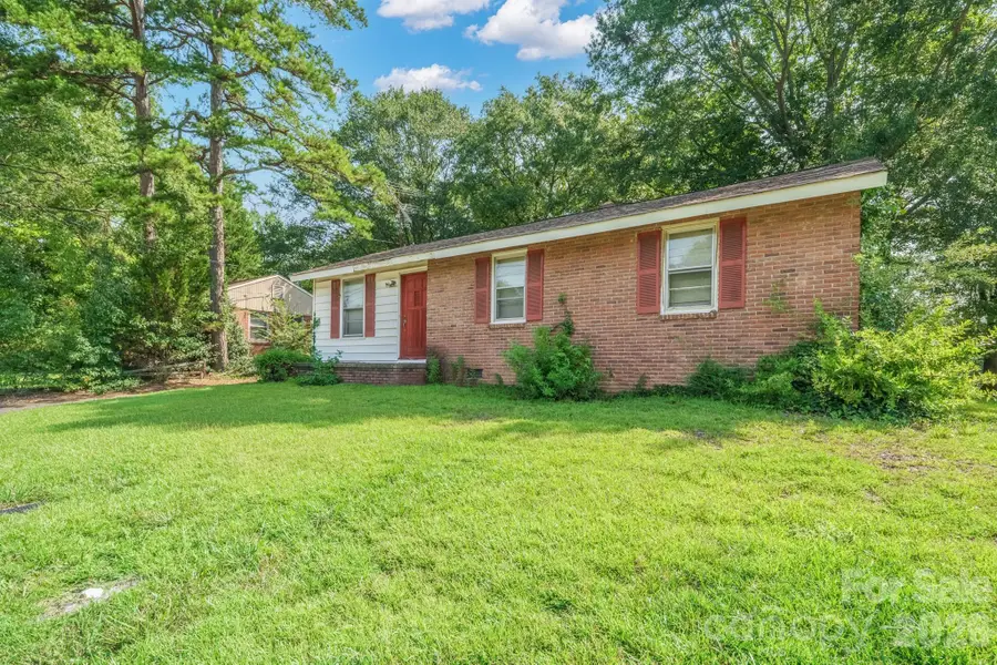 320 S Myrtle School Road, Gastonia, NC 28052 - #2