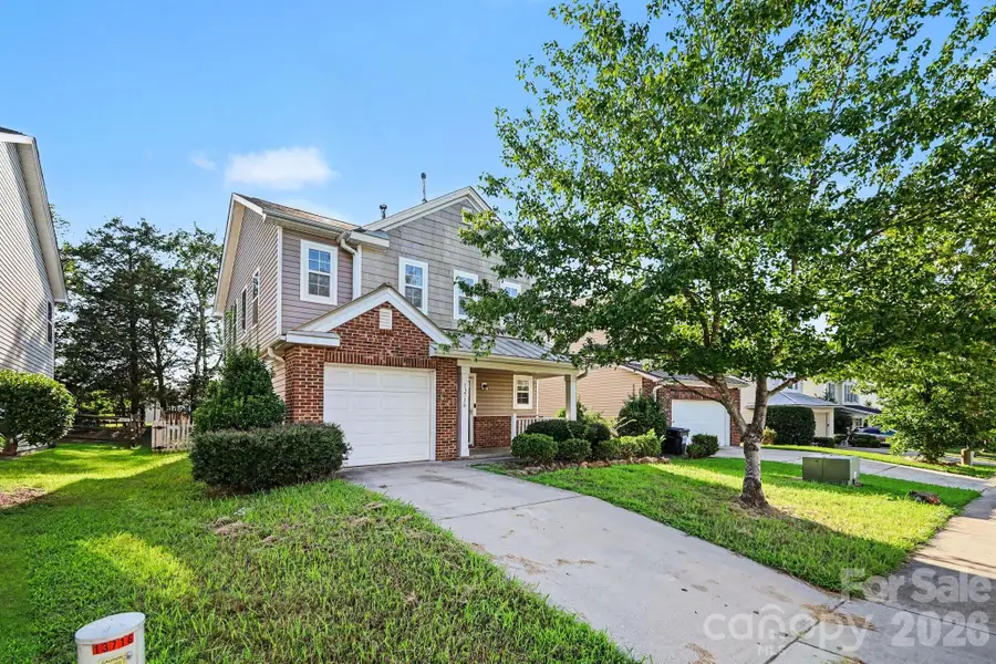 13716 Riding Hill Avenue, Charlotte, NC 28213 - #2