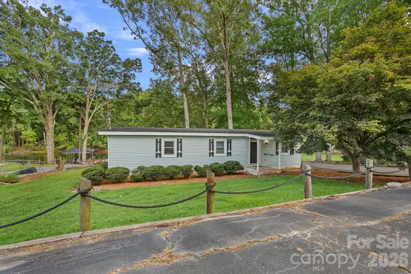 218 Lineberger Drive, Mooresville, NC 28117