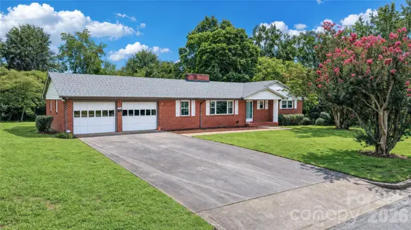 201 Woodlawn Drive, Morganton, NC 28655
