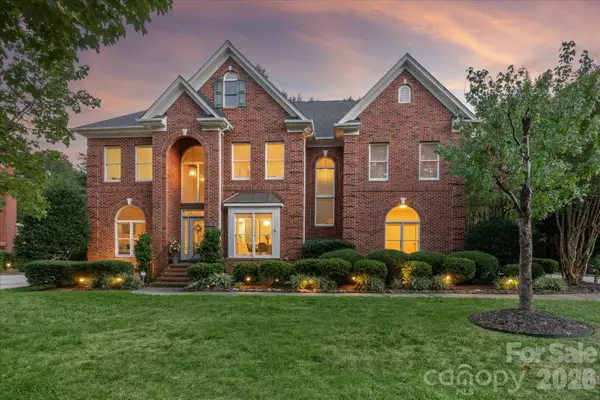 6605 Saunton Court, Charlotte, NC 28277