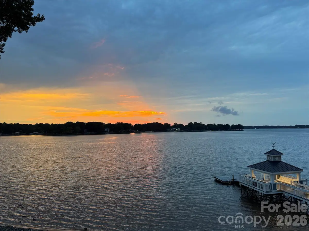 930 Southwest Drive, Davidson, NC 28036 - #1