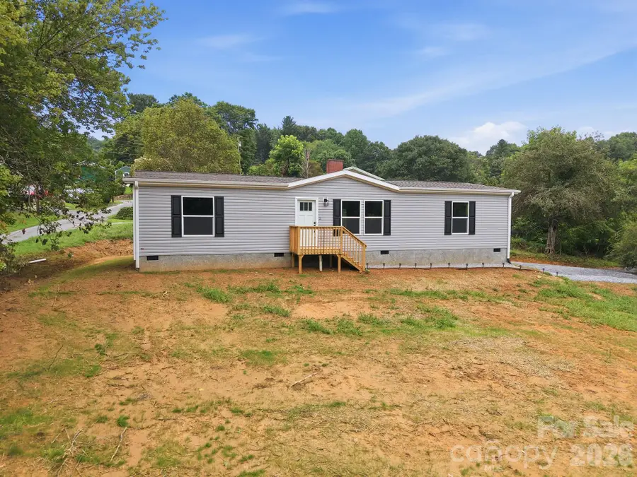 25 Caldwell Road, Waynesville, NC 28786 - #2