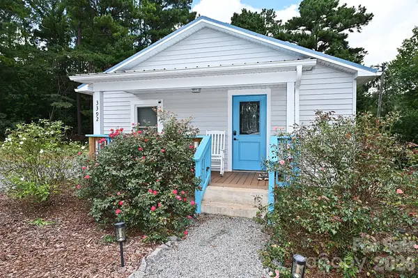 3392 Pearidge Road, Bostic, NC 28018