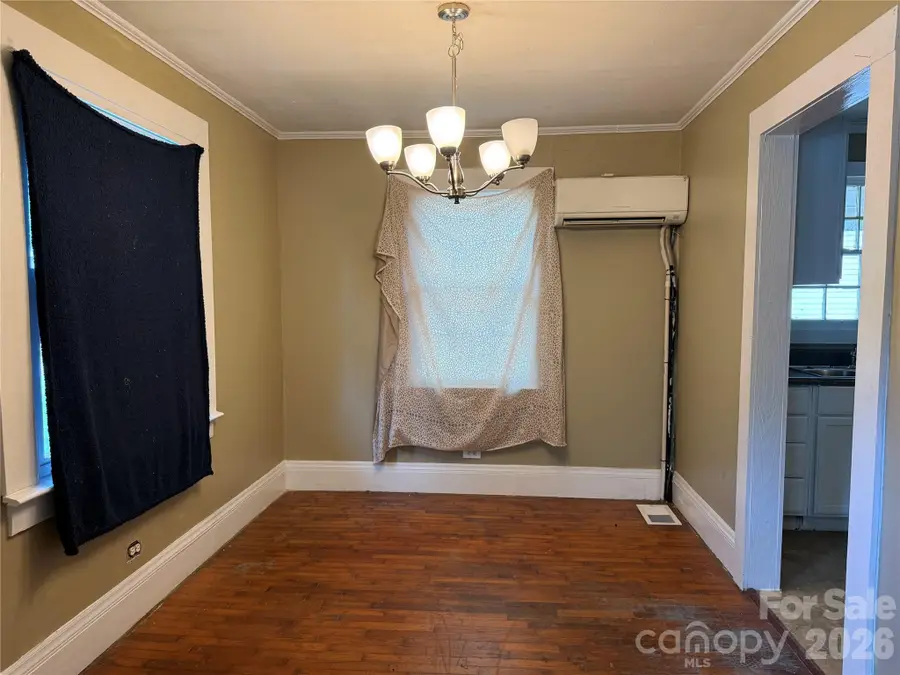 610 E 4th Avenue, Gastonia, NC 28054 - #3