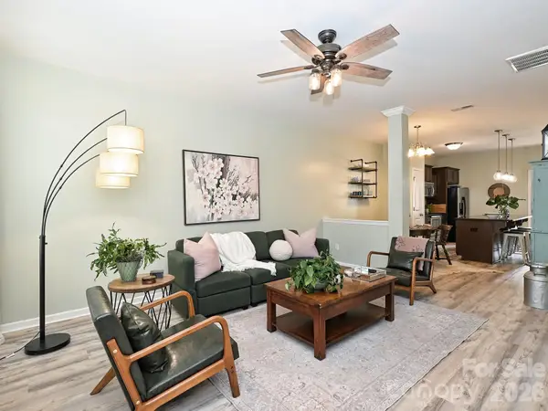 13748 Calloway Glen Drive, Charlotte, NC 28273