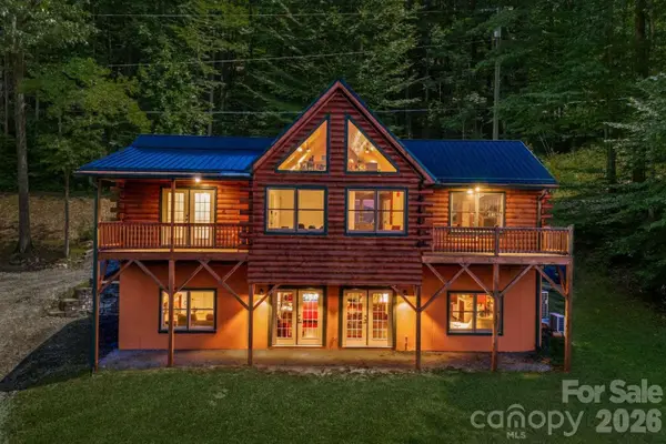 382 Paint Fork Road, Barnardsville, NC 28709