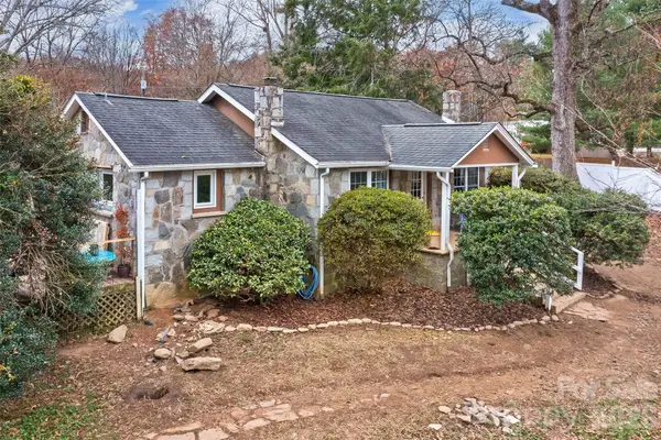 136 Flynn Branch Road, Fletcher, NC 28732