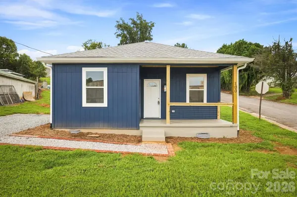 100 Gardner Street, Hickory, NC 28601
