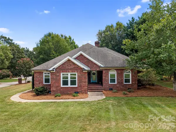 412 Shadydale Court, Fort Mill, SC 29708