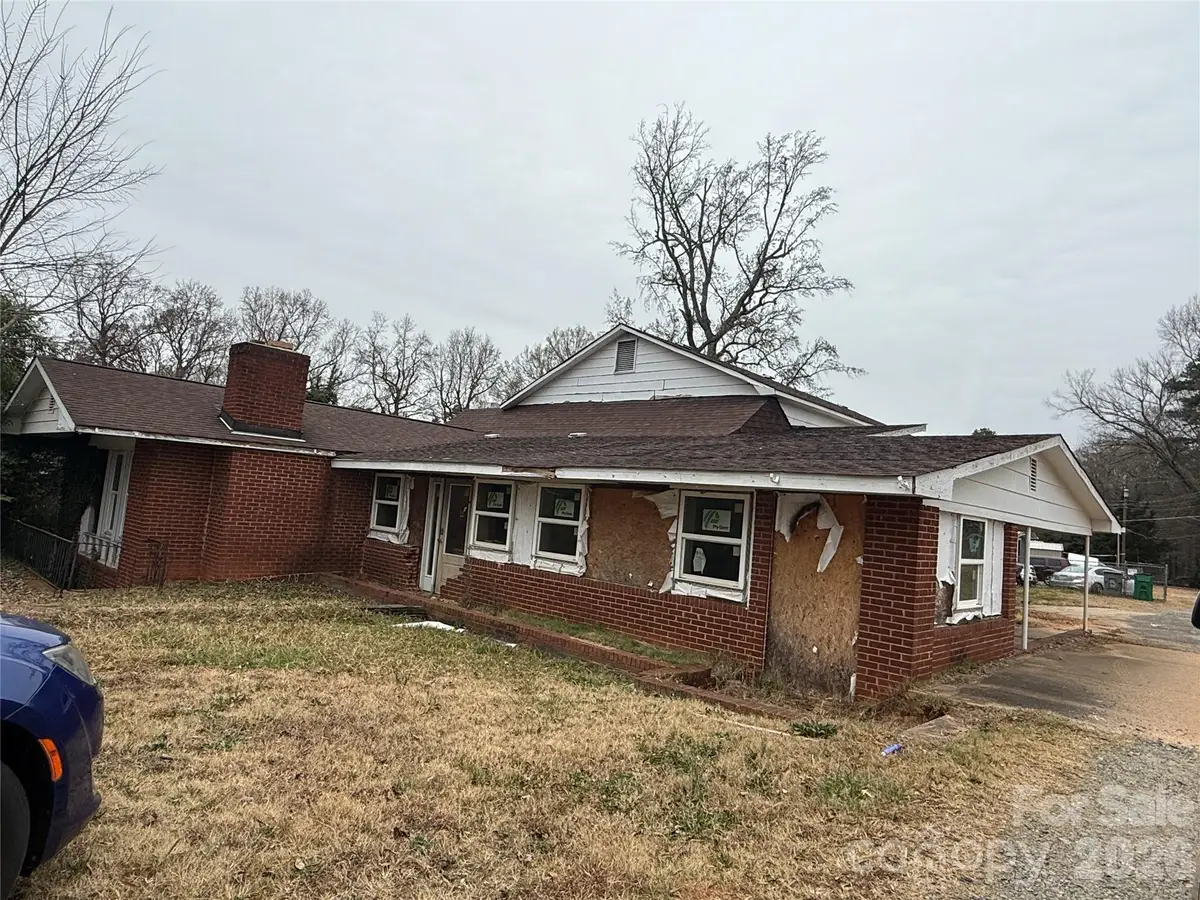 8106 Mount Holly Road, Charlotte, NC 28214 - #1