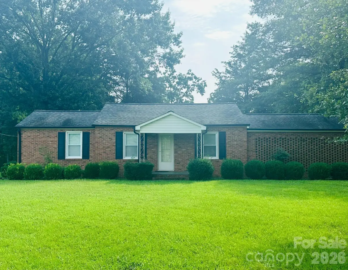 1952 N Nc 16 Business Highway, Denver, NC 28037 - #1