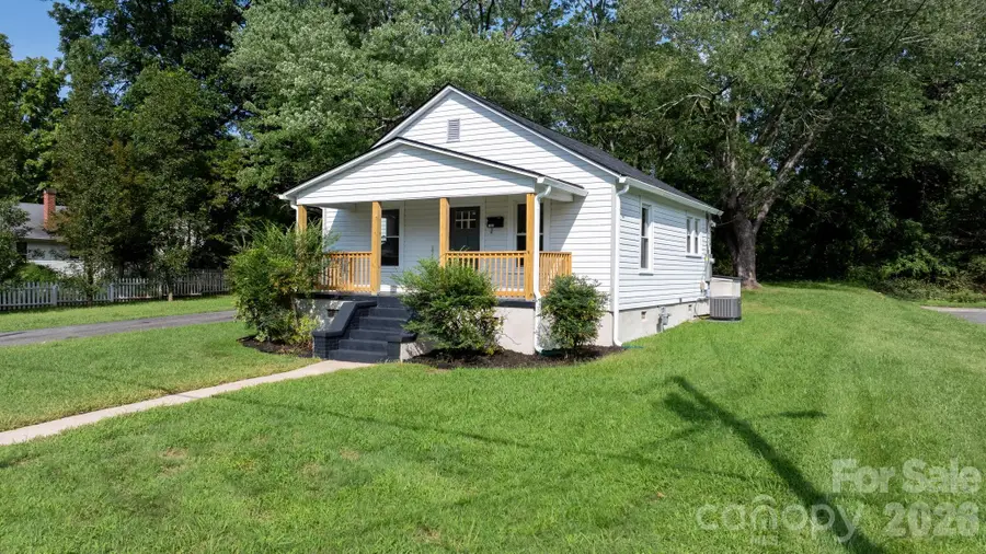 1320 14th Street Drive Ne, Hickory, NC 28601 - #2