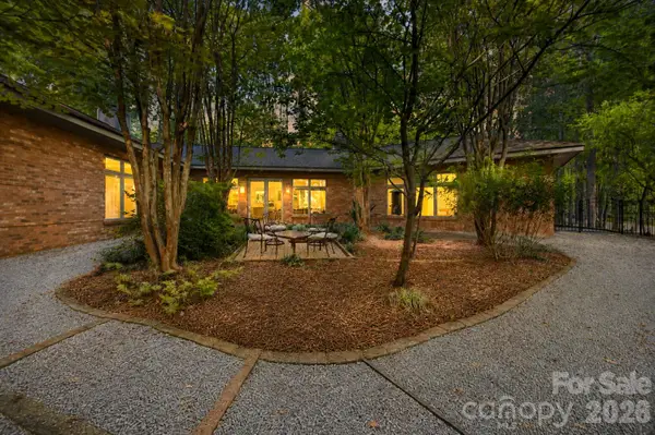 316 Riverwood Road, Mooresville, NC 28117