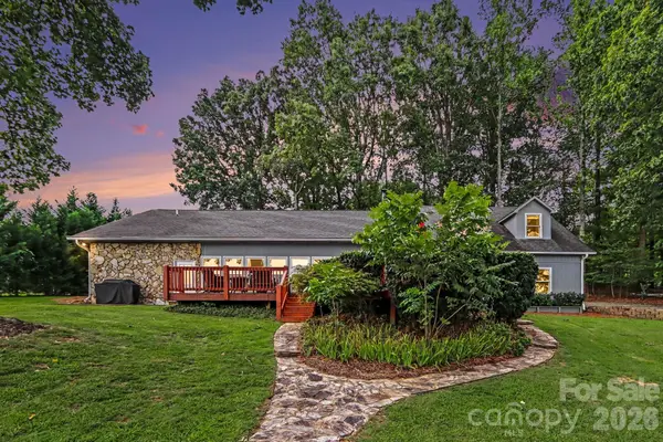 208 Stonemarker Road, Mooresville, NC 28117