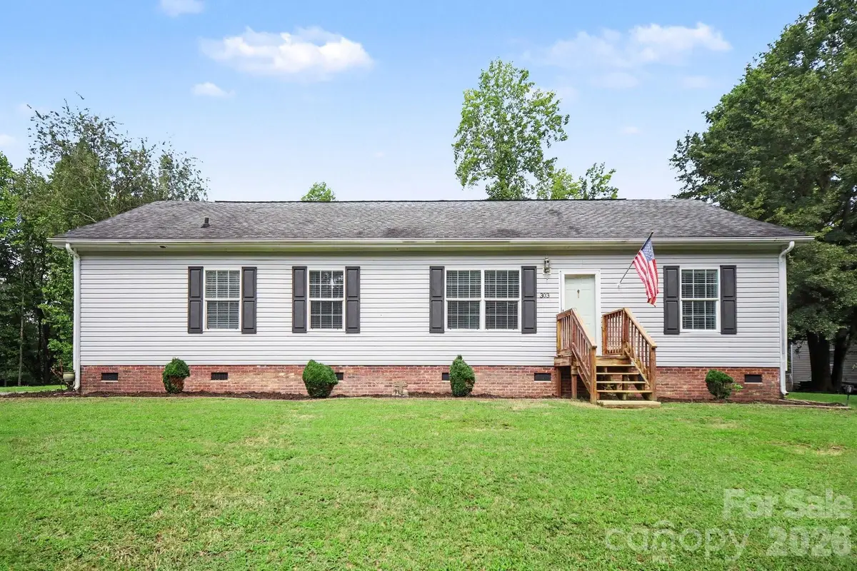 303 Hardin Circle, Grover, NC 28073 - #1