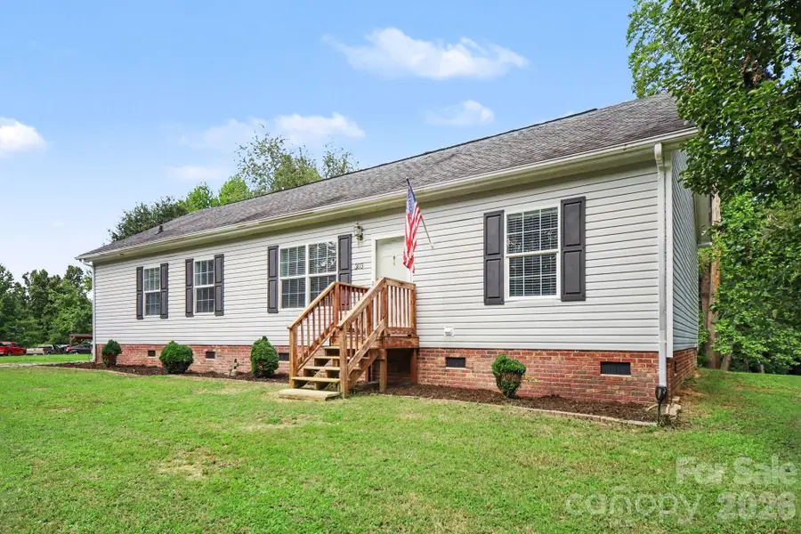 303 Hardin Circle, Grover, NC 28073 - #2