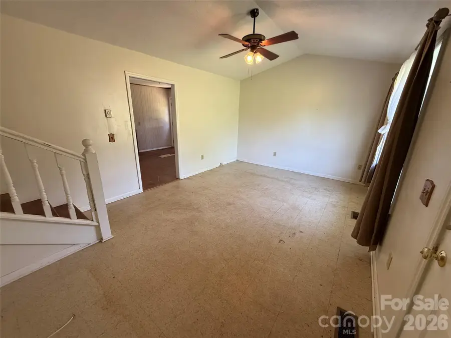 3695 Commanche Court, Lenoir, NC 28645 - #3