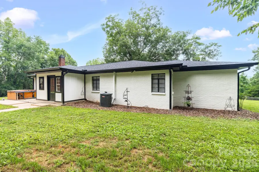 2197 Blackberry Road, Thomasville, NC 27360 - #2