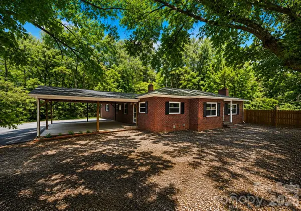1822 Blowing Rock Boulevard, Lenoir, NC 28645