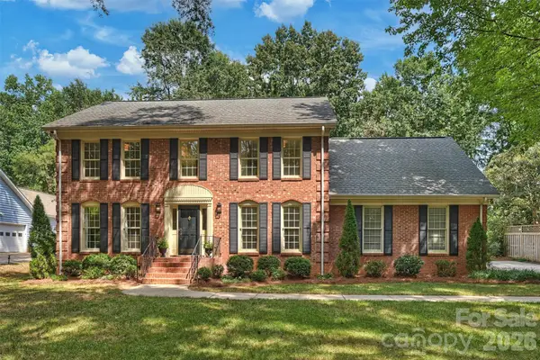 9809 Providence Forest Lane, Charlotte, NC 28270