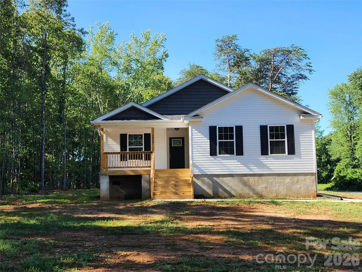 5900 Flamingo Drive #4, Conover, NC 28613 - #1