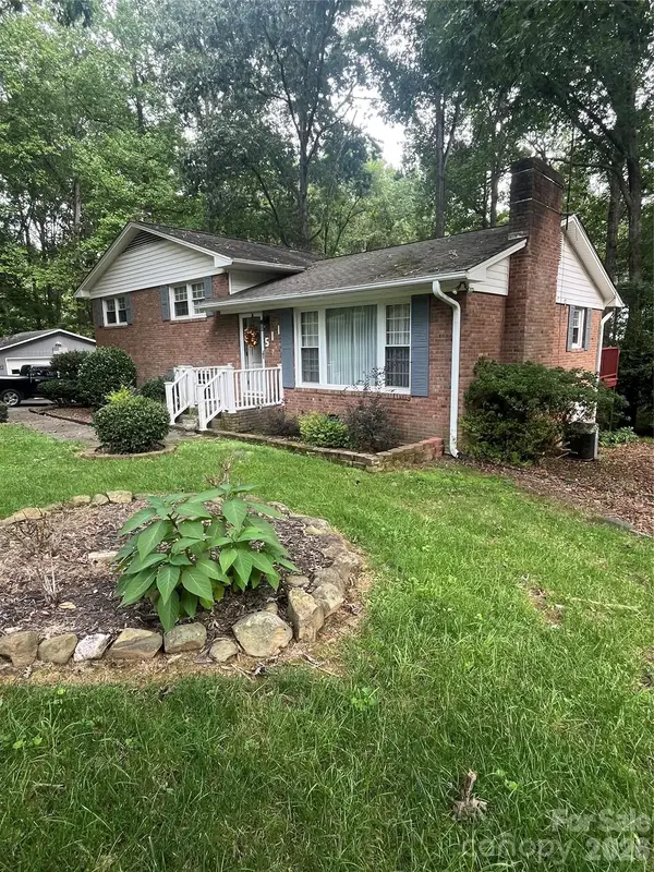 511 Crestview Drive, Albemarle, NC 28001