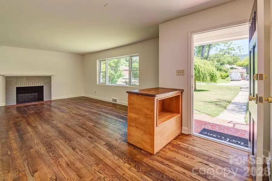 10 Meadowview Road, Asheville, NC 28804 - #3