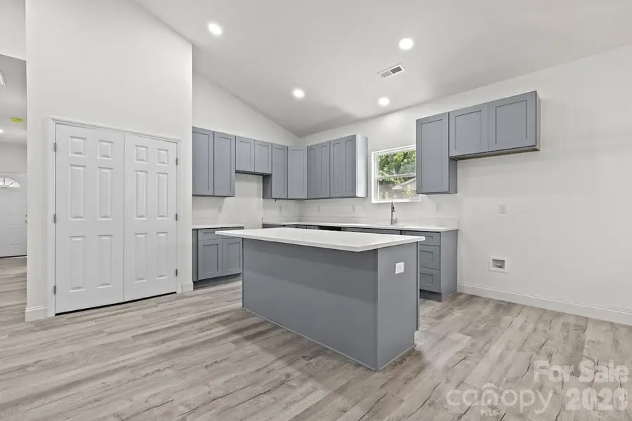 505 E Dunlap Street, Lancaster, SC 29720 - #3
