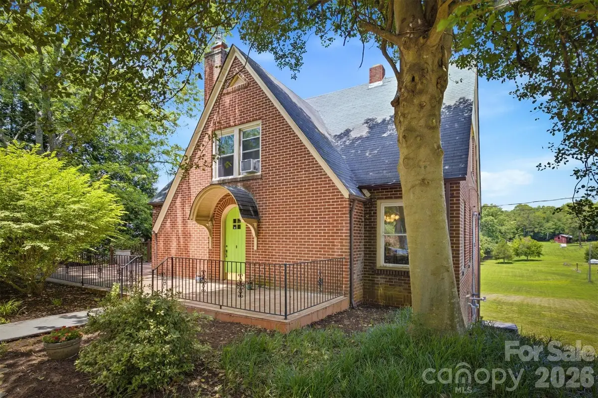 1205 E Union Street, Morganton, NC 28655 - #1