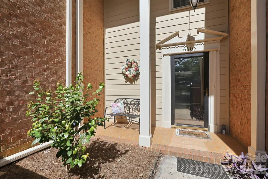 6606 Bunker Hill Circle, Charlotte, NC 28210 - #2