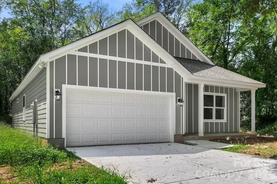 503 E Dunlap Street, Lancaster, SC 29720 - #2