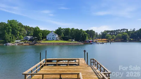 125 Misty Cove Lane, Mooresville, NC 28117
