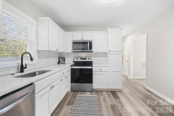624 Dundeen Drive, Gastonia, NC 28052