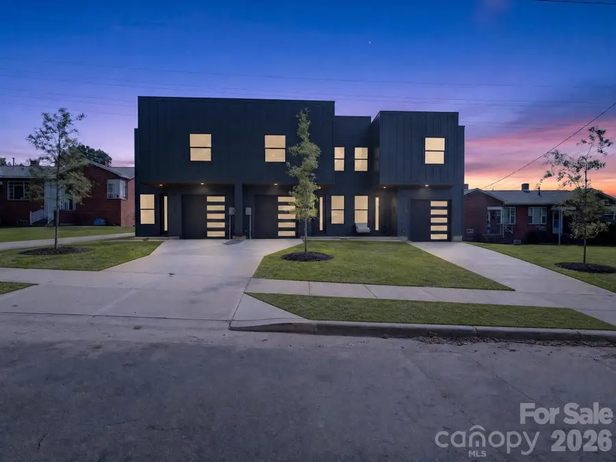 2725 Watson Drive, Charlotte, NC 28208 - #2
