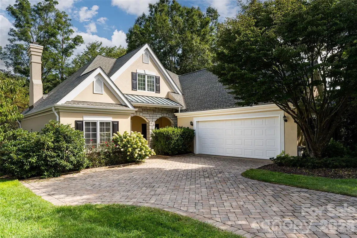 8 Clovelly Way, Asheville, NC 28803 - #1