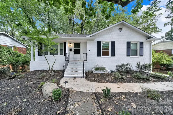 7439 Watercrest Road, Charlotte, NC 28210
